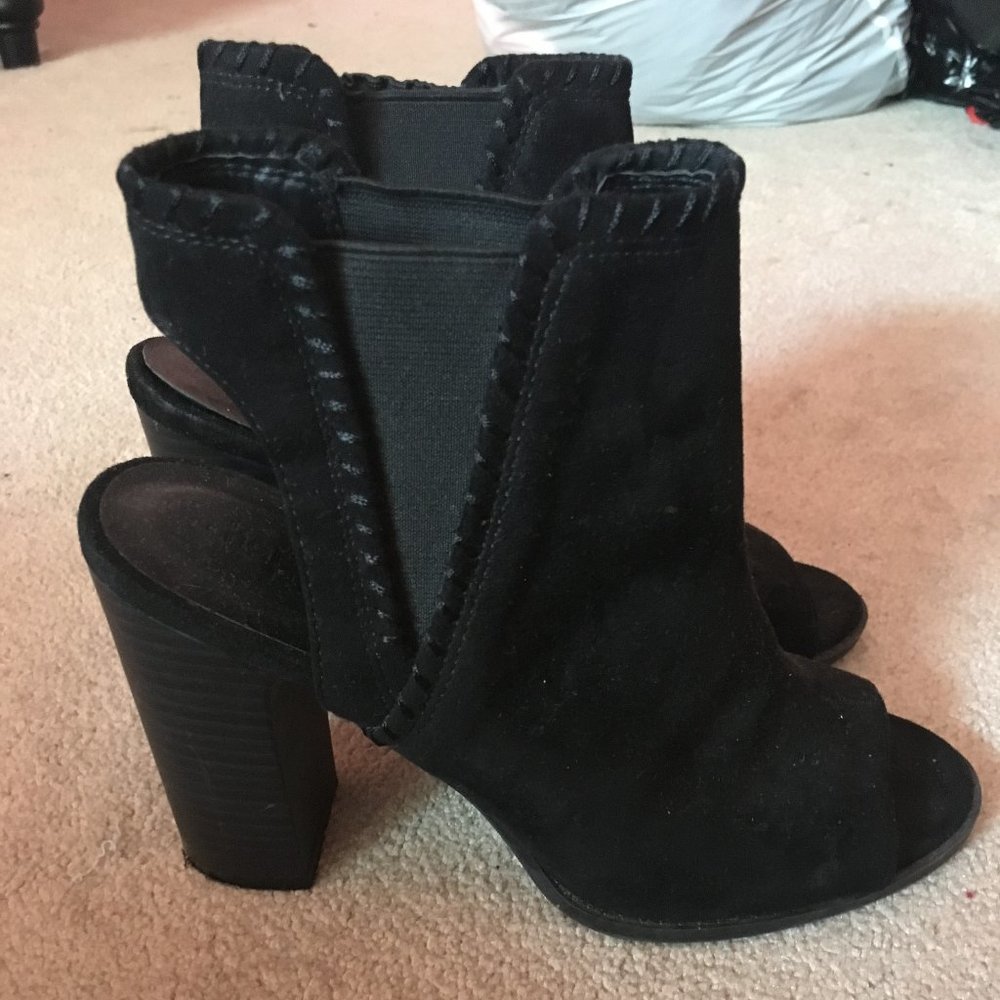 Black Stitched Heeled Boots (size 8) 3/$30!